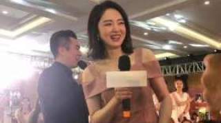 董璇带女儿小酒窝与李小璐聚餐