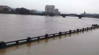 宁都遭遇了强降雨的袭击，灾难面前显真情！