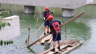 唏嘘！锡山区一河塘内惊现……