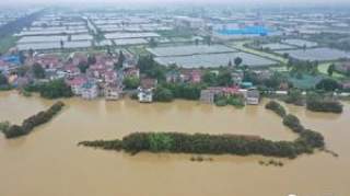 鄱阳湖周边多地通知居民撤离，洪峰将在2至3天内抵达武汉