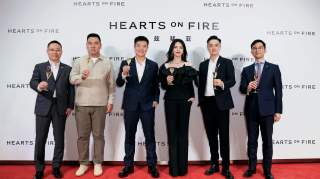 HEARTS ON FIRE赫兹斐亚“璀璨时光”限时展闪耀揭幕