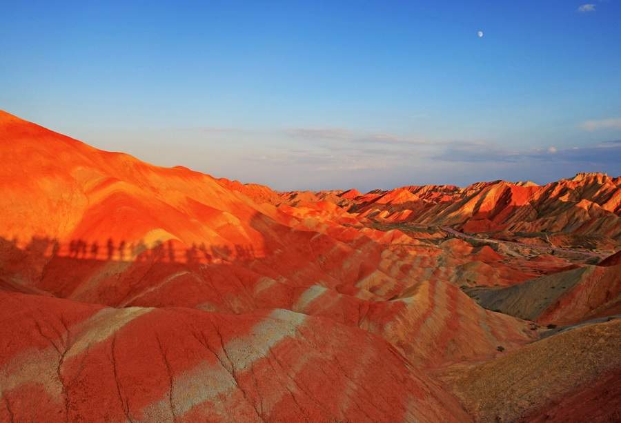 张掖七彩丹霞地貌仅是一家4A级景区，却入选2018中国品牌旅游景区20强