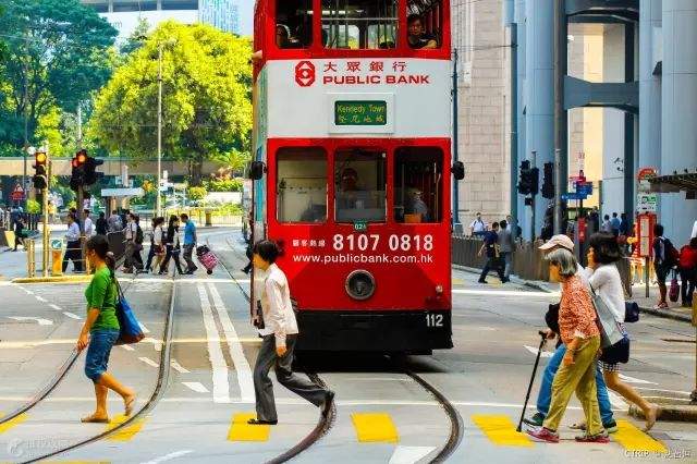 国泰航空经港飞特惠，免费送你港珠澳大桥车票，直达香港机场！