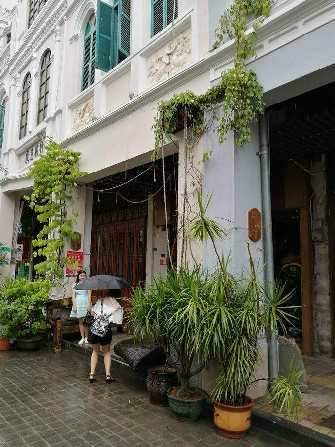 不变的碧海蓝天，来一场惬意的海口旅行