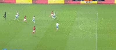 恒大把6-0踢成1-0？2个单刀空门不进！3个点球没吹，被质疑黑哨