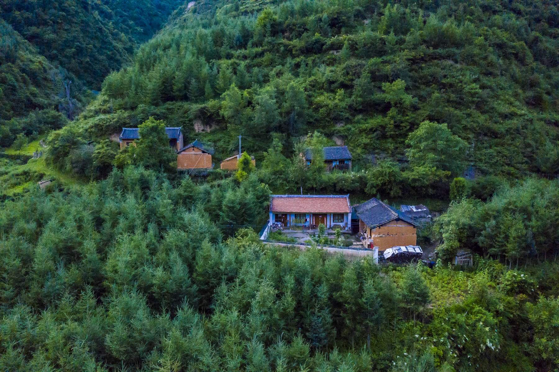 甘肃这个4A级景区风光独好，三伏天仅20℃，美若九寨却鲜为人知