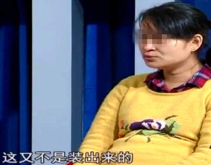 妻子怀孕后脾气异常暴躁，丈夫下跪请求离婚，妻子：怀孕了我就王