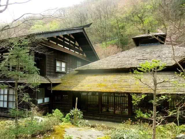 群马温泉县——蕴藏200多处古老温泉，一个让你无法自拔的地方