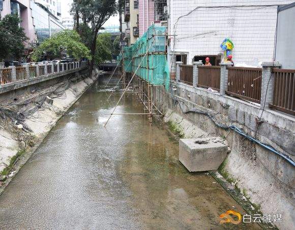 骑楼式步道初显，萧岗村将现1.1公里亲水碧道