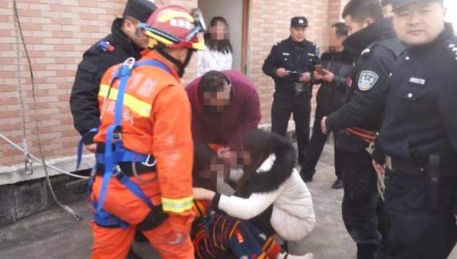 把颜值当命！女主播整容失败，两度跳楼自杀终身亡