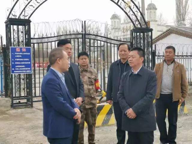 师市党委常委、纪委书记丁永宏赴143团调研