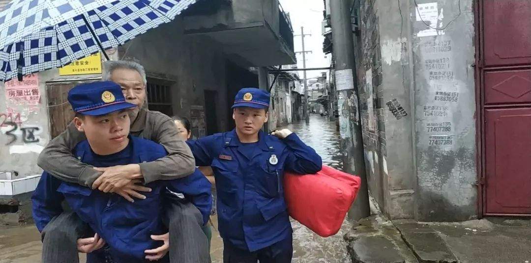 强降雨致江西多地出现险情！汛期安全要点速看！