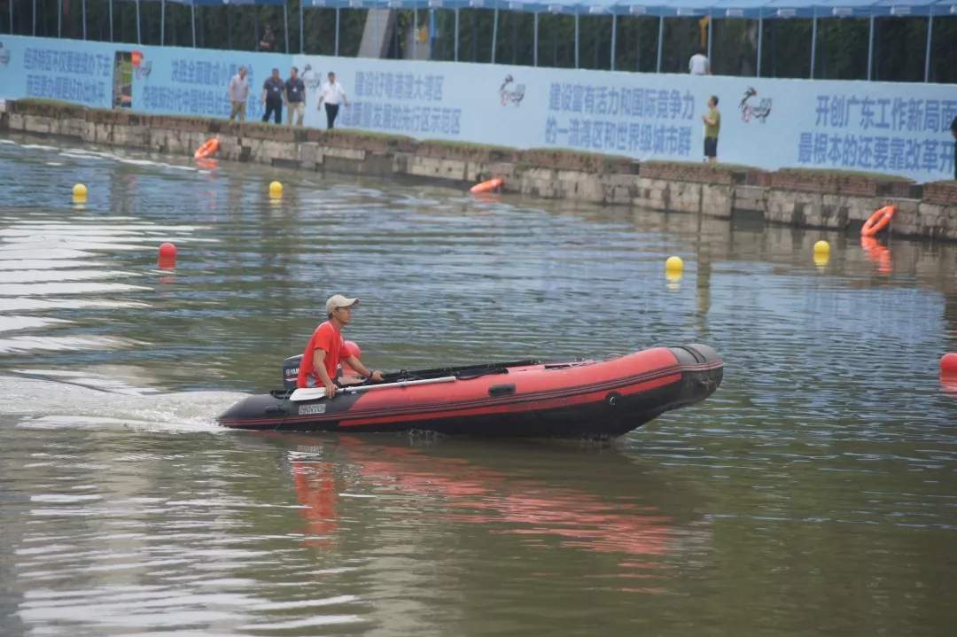 踏浪前行，不畏险阻！龙华区2019年龙舟文化艺术节观澜河国际龙舟赛圆满结束！