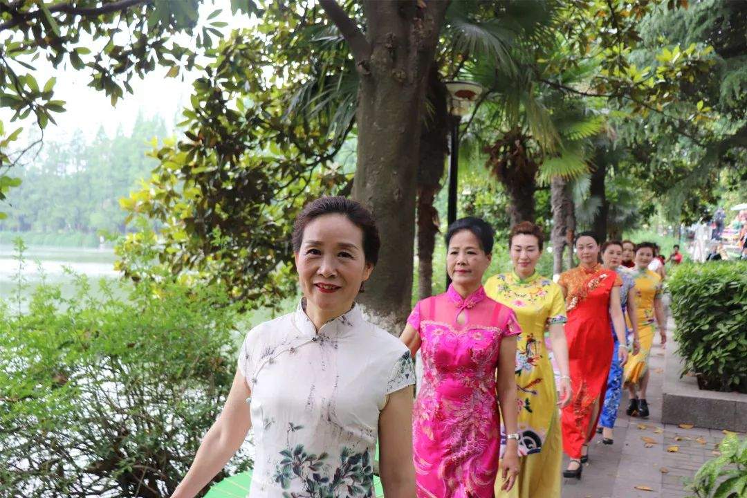 转载·芜湖分会场·芜湖 | 《2019安徽省第四届万人旗袍行走艺术节——芜湖分会场暨芜湖市旗袍协会第三届旗袍艺术节》圆满举办！