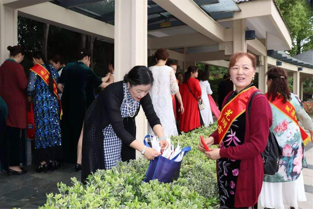 转载·芜湖分会场·芜湖 | 《2019安徽省第四届万人旗袍行走艺术节——芜湖分会场暨芜湖市旗袍协会第三届旗袍艺术节》圆满举办！