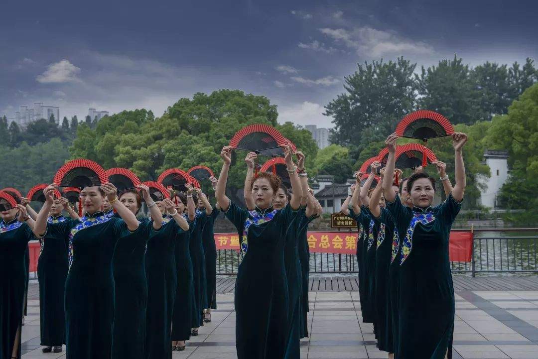 转载·芜湖分会场·芜湖 | 《2019安徽省第四届万人旗袍行走艺术节——芜湖分会场暨芜湖市旗袍协会第三届旗袍艺术节》圆满举办！