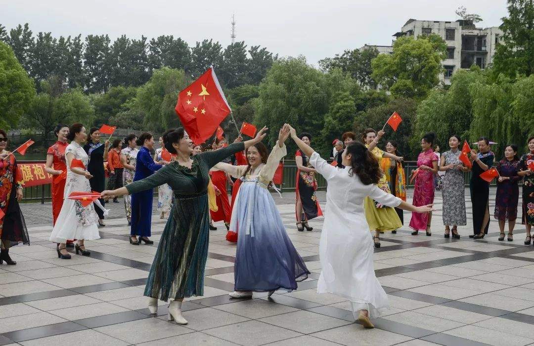 转载·芜湖分会场·芜湖 | 《2019安徽省第四届万人旗袍行走艺术节——芜湖分会场暨芜湖市旗袍协会第三届旗袍艺术节》圆满举办！