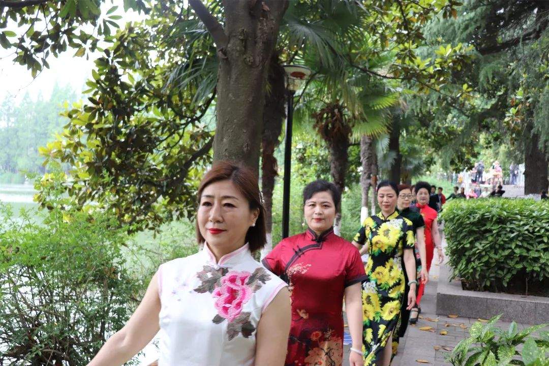 转载·芜湖分会场·芜湖 | 《2019安徽省第四届万人旗袍行走艺术节——芜湖分会场暨芜湖市旗袍协会第三届旗袍艺术节》圆满举办！