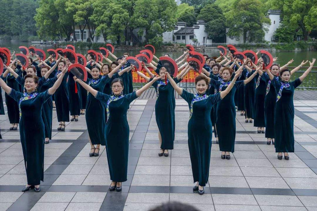 转载·芜湖分会场·芜湖 | 《2019安徽省第四届万人旗袍行走艺术节——芜湖分会场暨芜湖市旗袍协会第三届旗袍艺术节》圆满举办！