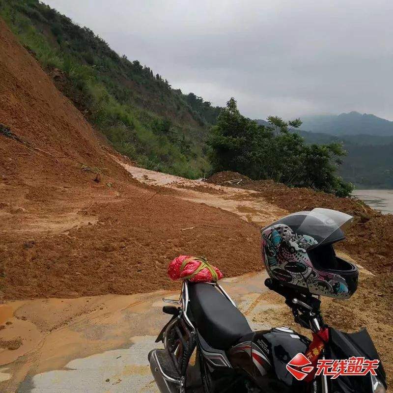 强降雨致乐昌始兴公路塌方，无法通行 | “龙舟水”来袭，我省启动防汛四级应急响应