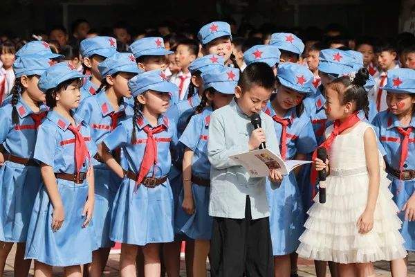 中华世纪城小学庆“六一”唱响主旋律——献礼祖国华诞日