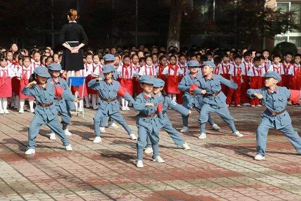 中华世纪城小学庆“六一”唱响主旋律——献礼祖国华诞日