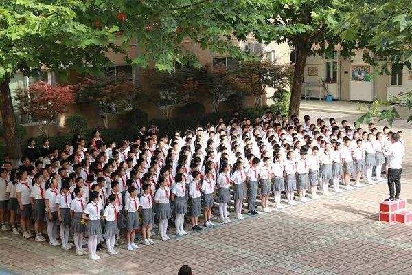 中华世纪城小学庆“六一”唱响主旋律——献礼祖国华诞日