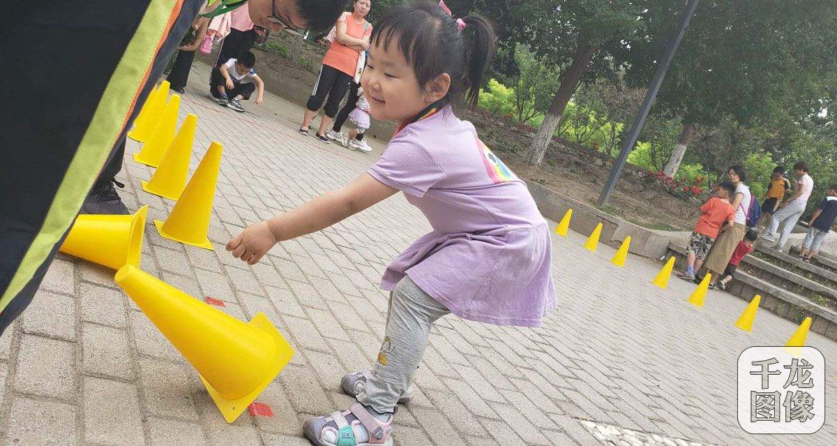 “北京纪录”来到“回天”地区 回味童年变身趣味运动会