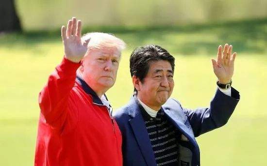 【专栏】从特朗普访日看安倍首相的“隐忍”