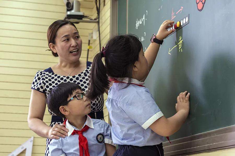 丰台第一小学：交流融智 启智未来