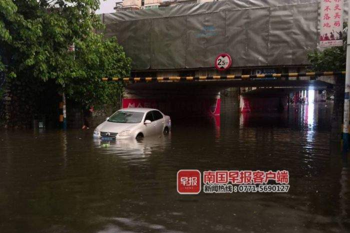 预警，预警！大雨→暴雨→大暴雨→特大暴雨横扫广西