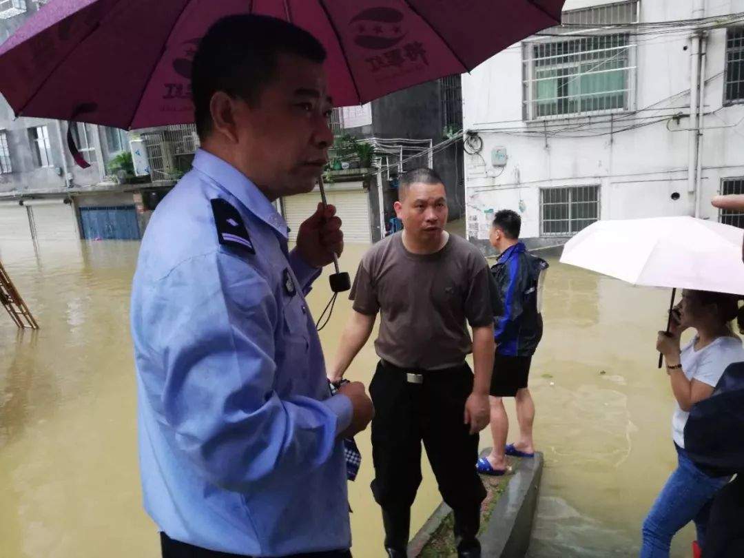 宁都遭遇了强降雨的袭击，灾难面前显真情！