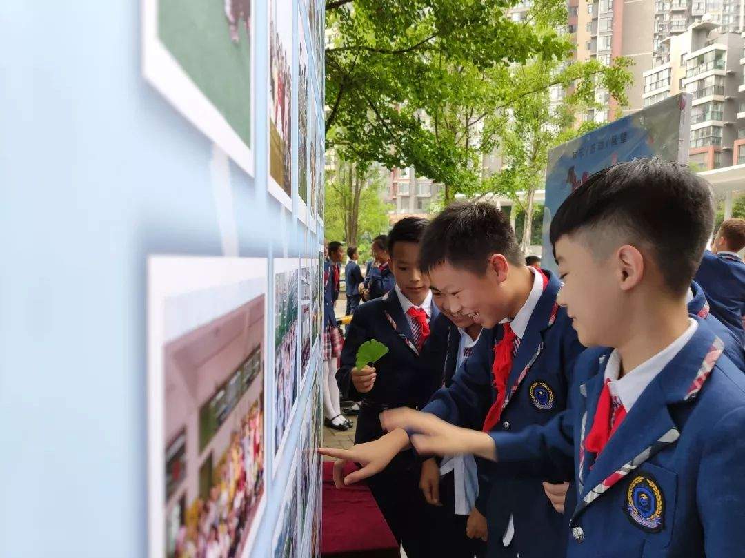 这里有一场走红毯的毕业典礼，贵阳学子你值得拥有！