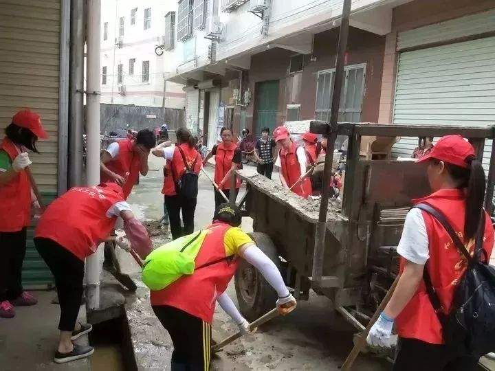 新一轮强降雨即将到来，和平人挺住！