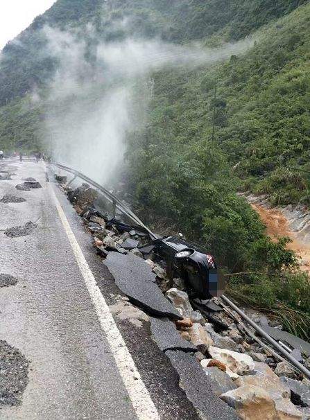 6人死亡，6辆车被冲走！百色凌云遭遇山体滑坡、山洪暴发，搜救仍在持续！