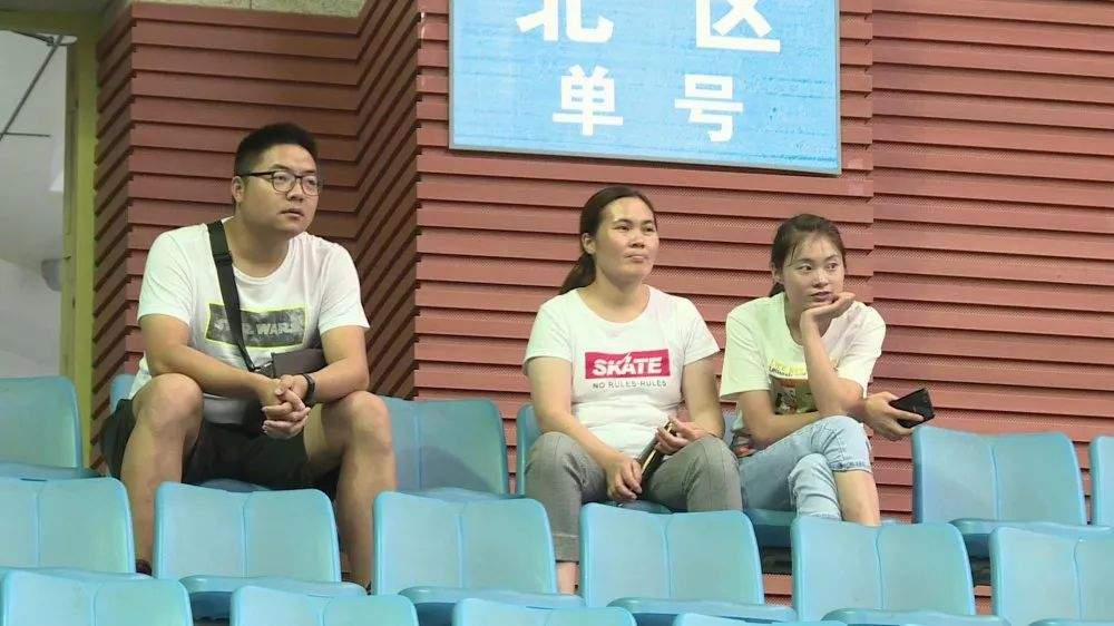 女子室内五人制足球联赛第五站比赛圆满落幕  你去饱眼福了吗？