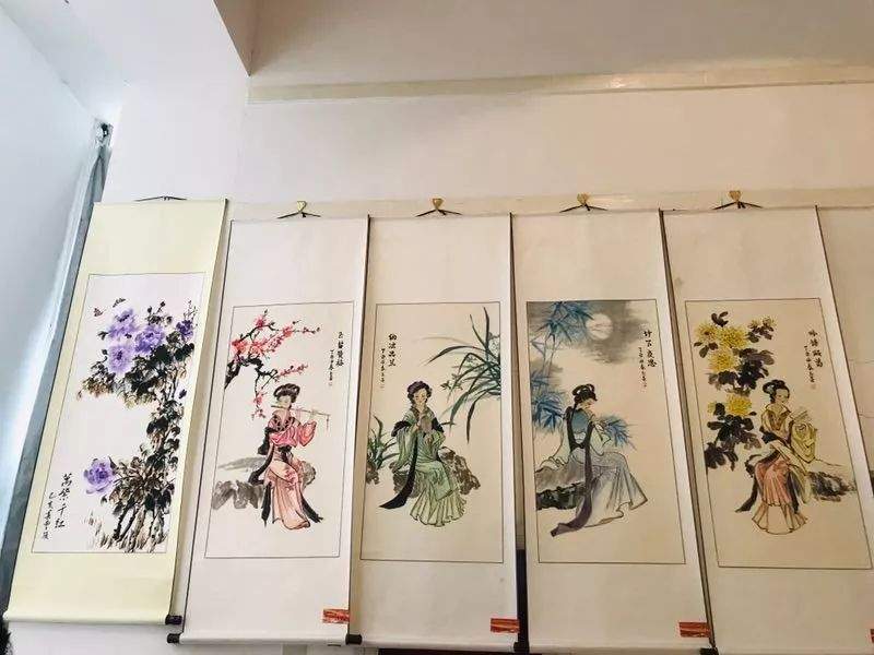 庆祝新中国成立七十周年、建党九十八周年《秀颖芳华》中国画作品展