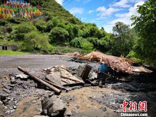 四川阿坝州泥石流地质灾害实现成功避险 无人员伤亡