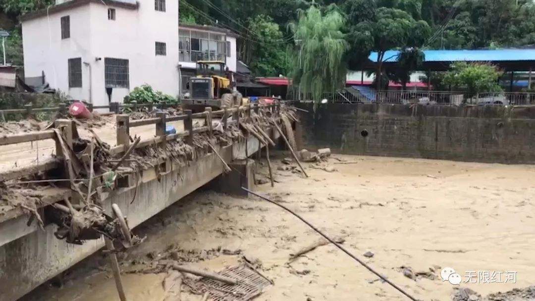 金平县山洪泥石流灾害致4人失联，已找到3具遗体，救援工作有序推进