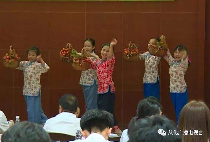 从化首次尝试“荔枝+高校”方式卖荔枝，线上预定超2.2万件