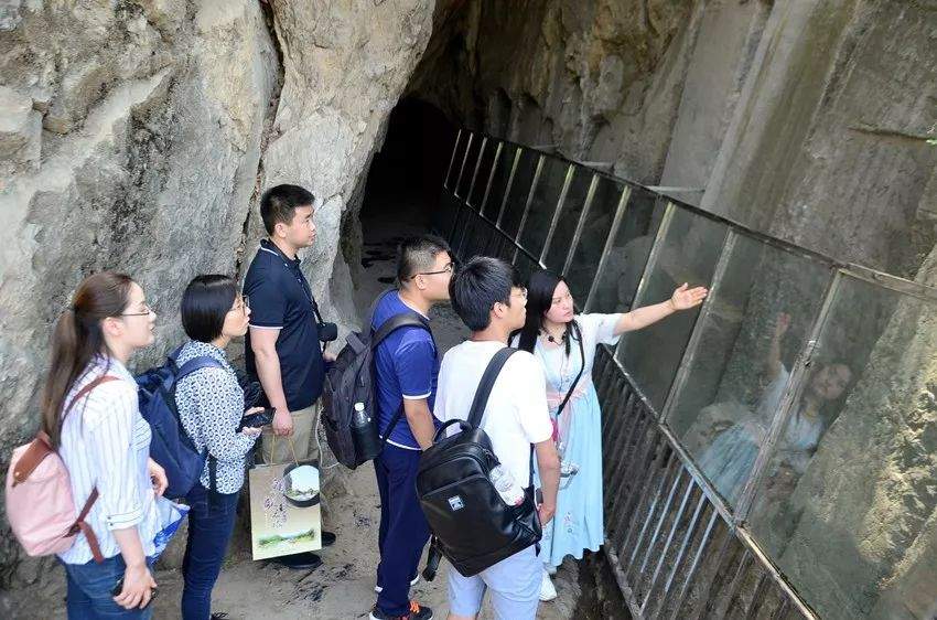 鹤壁市景区创新提质暨全域旅游发展观摩团到云梦山景区观摩考察