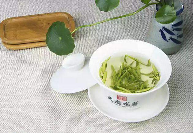 传统手工制茶工艺，匠心精制每一片茶