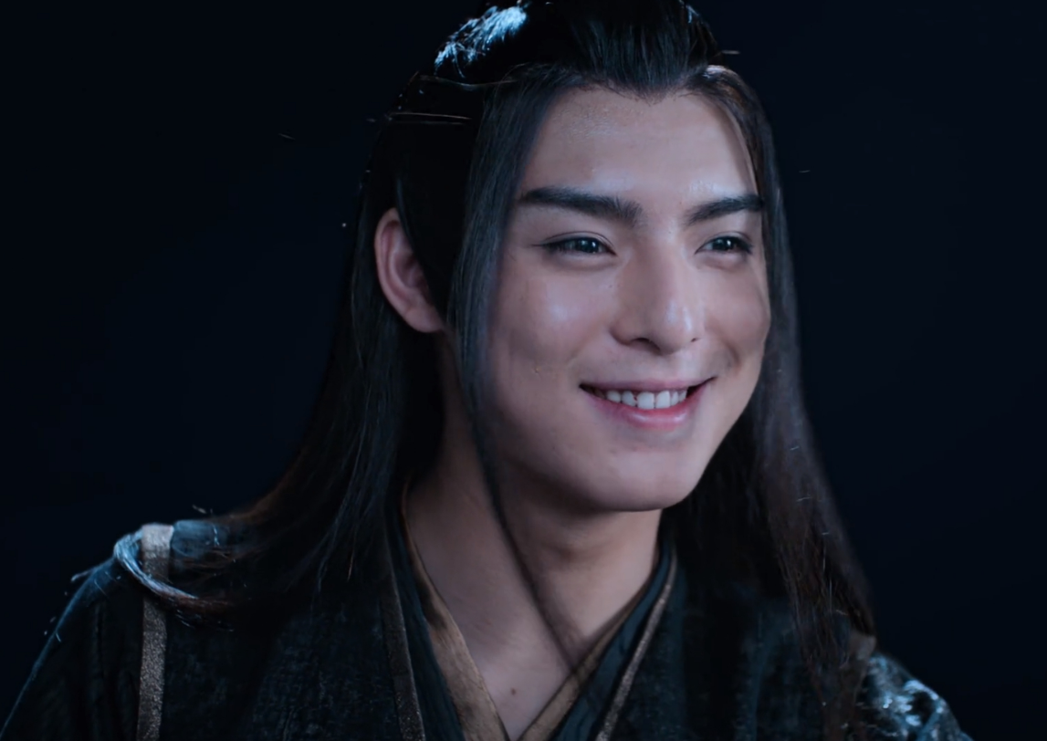 《陈情令》肖战王一博都抢的反派太敬业，邪魅一笑牙缝却卡了辣椒