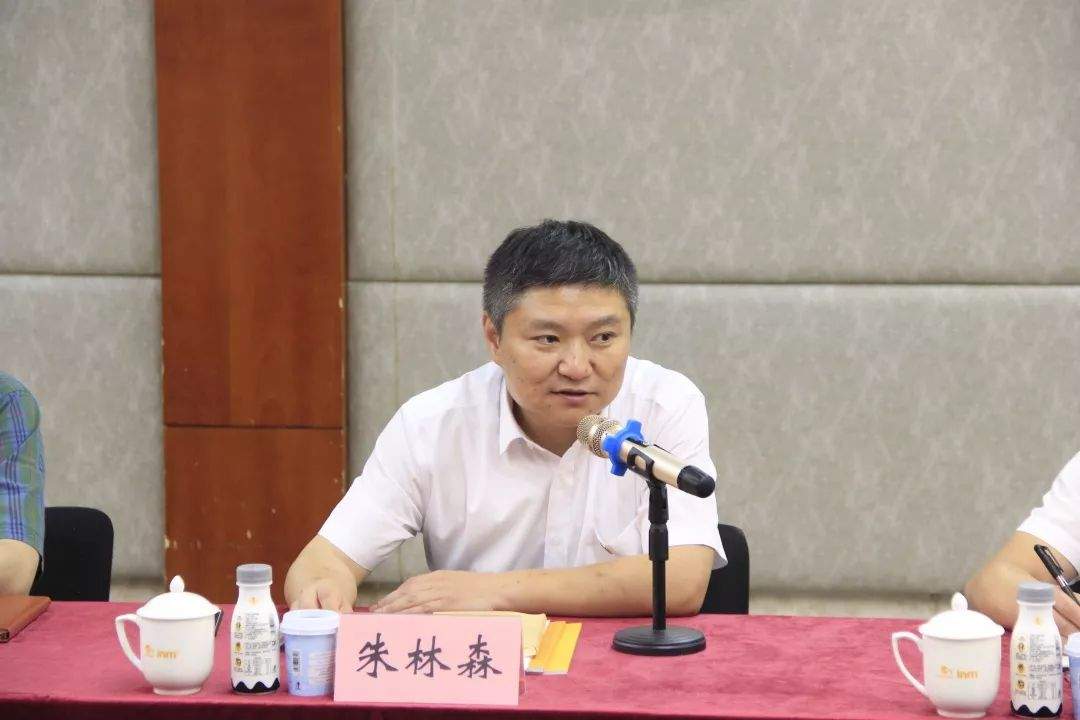 团省委朱林森书记调研平阳共青团工作并召开基层青年代表座谈会