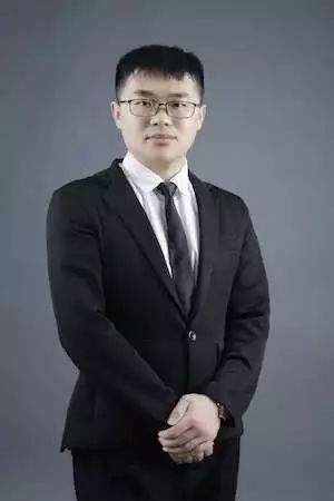 父亲去世，母亲把房子只留给三位哥哥，他们不仅翻建了房，还伪造我的签名过户，这房我还能继承吗？