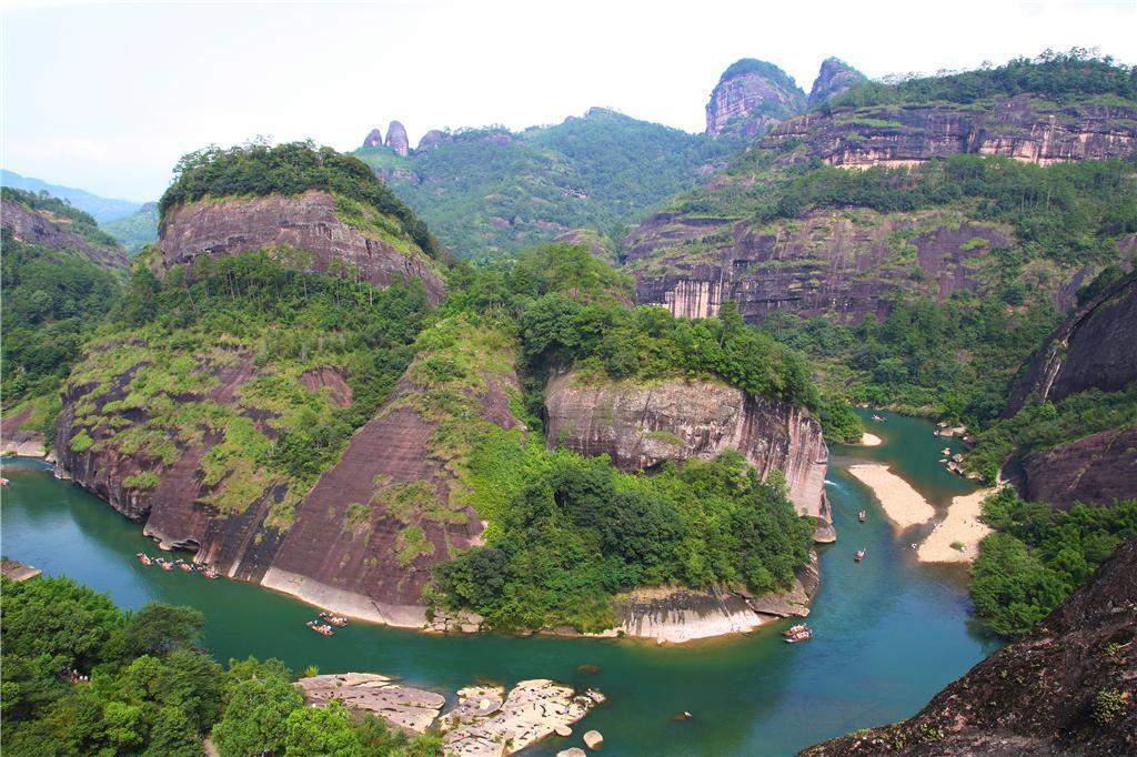 开启暑假自驾游，去最向往的十大康养旅游目的地，开心度假！