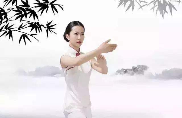 红遍网络的太极美女，美立中国！