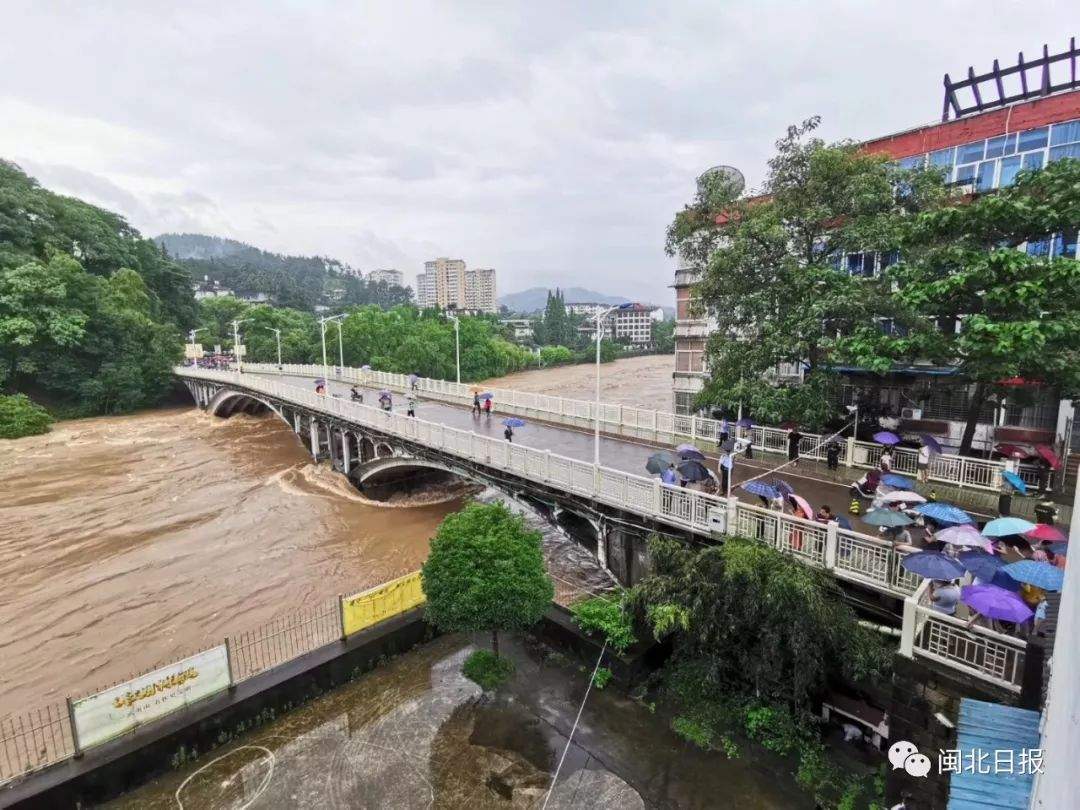 景区闭园、演出取消、机场关闭，武夷山防洪应急响应提升至Ⅱ级