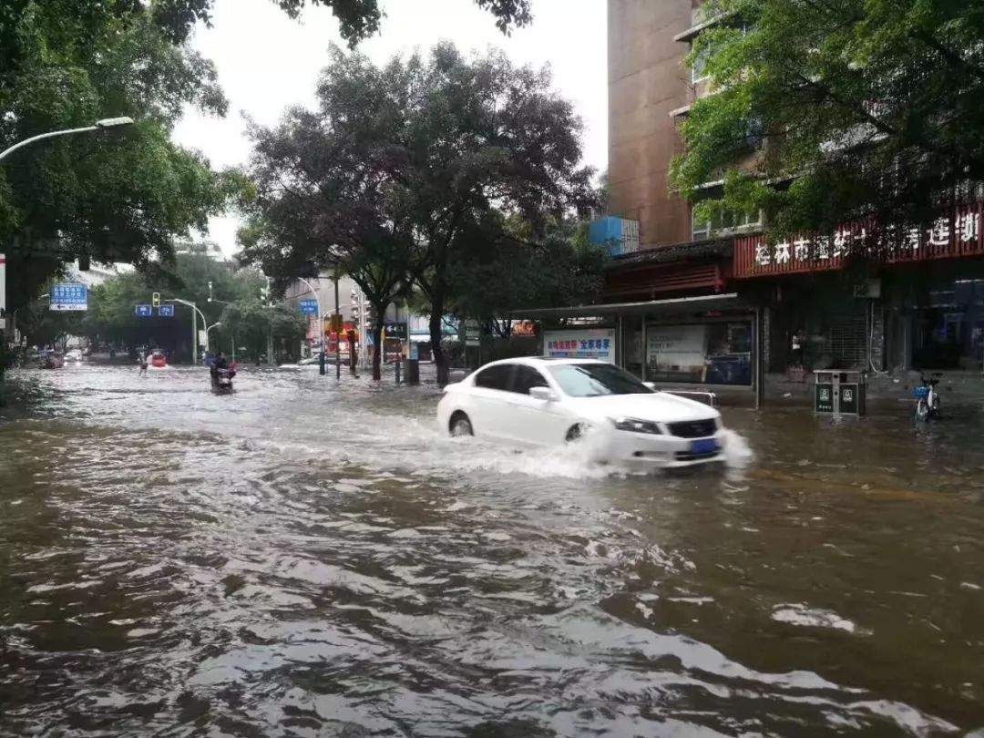 再度加码！特大暴雨袭卷桂林，多地告急！