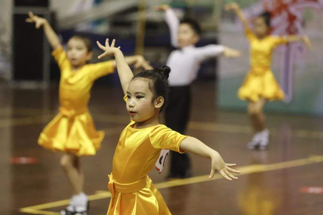 省幼儿体育大会暨浙江省第十二届幼儿体育舞蹈表演大赛在兰举行